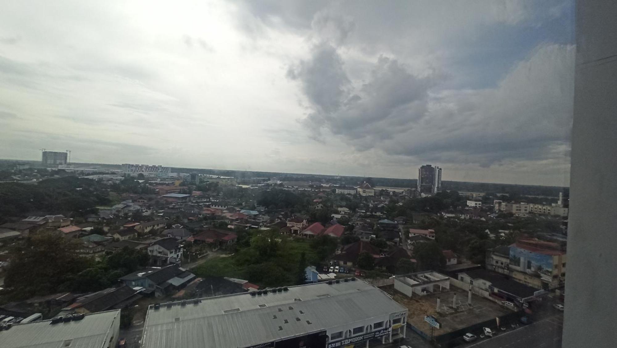 דירות באזור Kota Bharu מרכז העיר, בגודל 69 מר, עם 2 חדרי שינה ו- 1 חדרי רחצה פרטיים מראה חיצוני תמונה